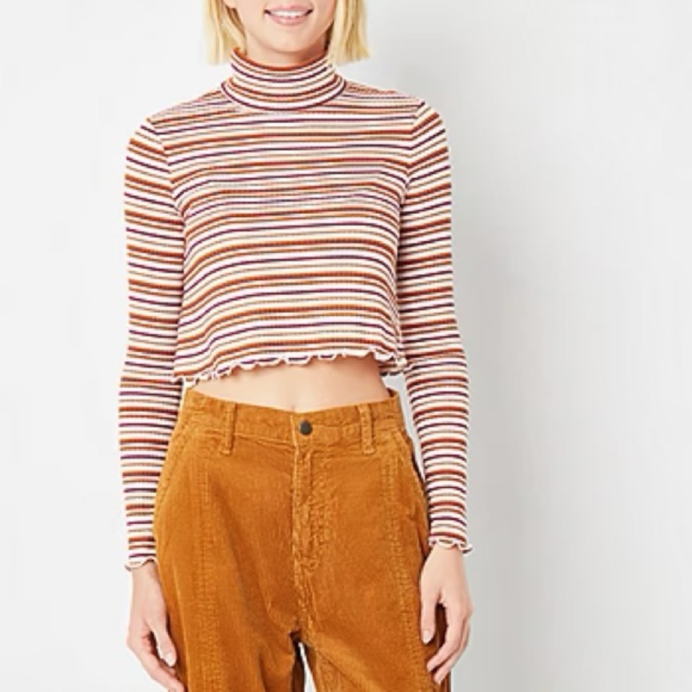 NWOT Arizona Metallic Stripe Turtleneck